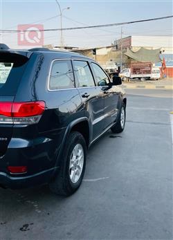 جیپ گراند شیرۆکی